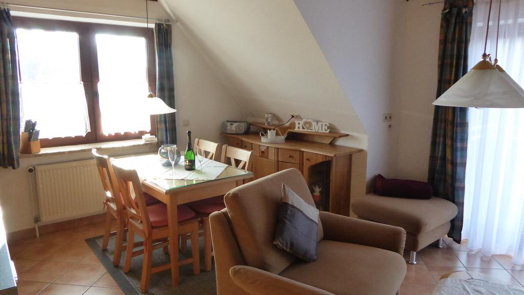 Haus Kathrin Apartment Busum Bagian luar foto