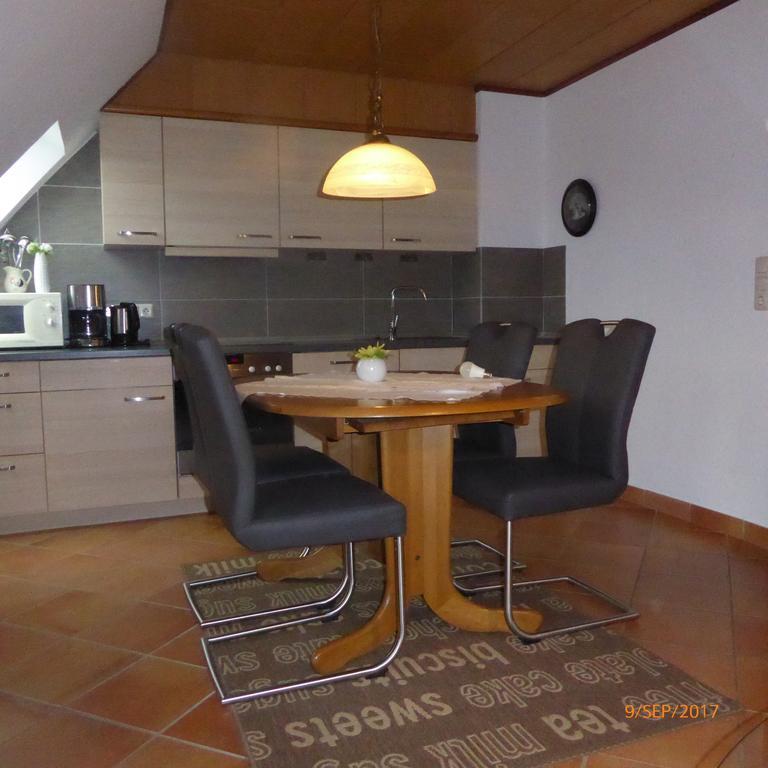 Haus Kathrin Apartment Busum Bagian luar foto